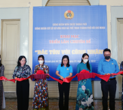 Khai mạc triển lãm ảnh chuyên đề "Bác Tôn Với Công Nhân"