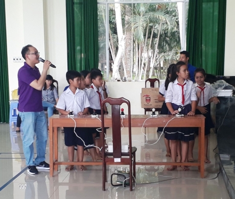 Chương trình giáo dục "Vui để học" và chuyến thử nghiệm tại An Giang, Côn Đảo