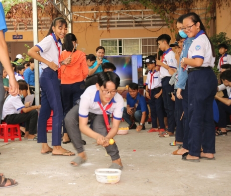 Chương trình giáo dục "Ai nhớ nhiều nhất" tại xã đảo Nam Du, huyện Kiên Hải tỉnh Kiên Giang